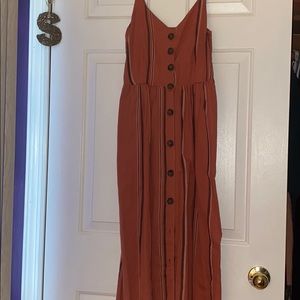 Maxi/Midi Dress (goes to mid calf)